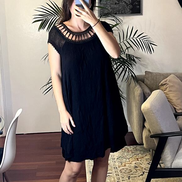 Free People black crochet trim sleeveless boho mini dress size XS rayon - Picture 1 of 7